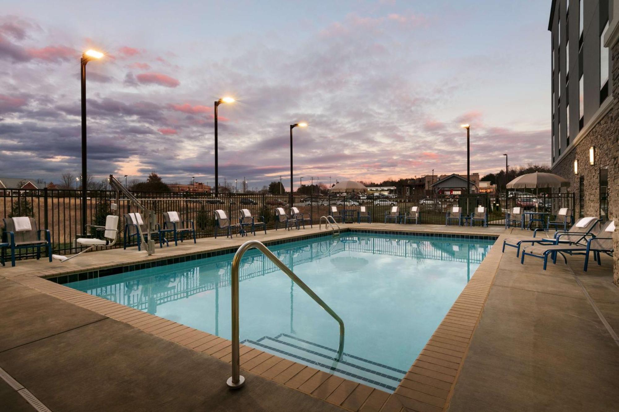 Hampton Inn Kernersville Dış mekan fotoğraf